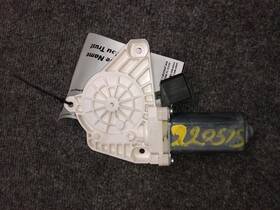 617-10261r Garrys Passenger Power Window Motor 205 Type Coupe Fits 17-21 Mercedes C-class 692436