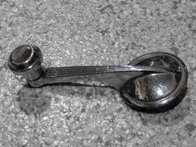 3725377 General Motors 56-62 C1 Corvette Inner Door Window Crank Handle 1 Gm #3725377 Survivor 3725377 General Motors 56-62 C1 Corvette Inner Door Window Crank Handle 1 Gm #3725377 Survivor