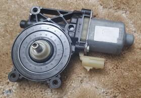 98840-k2111 General Motors 2016-2018 Chevrolet Silverado Tahoe Left Rear Window Regulator Motor Ab187 98840-k2111 General Motors 2016-2018 Chevrolet Silverado Tahoe Left Rear Window Regulator Motor Ab187