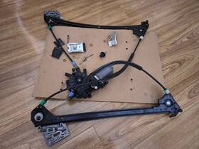 10417573 Gm C5 Corvette Right Passenger Side Power Window Motor With Regulator Genuine Oem 10417573 Gm C5 Corvette Right Passenger Side Power Window Motor With Regulator Genuine Oem