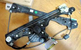 202027 Gm 2021-2023 Buick Envision Power Window Lift Regulator Right Front Door 202027 Gm 2021-2023 Buick Envision Power Window Lift Regulator Right Front Door