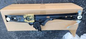 23100275 Gm 2018 - 2023 Oem Buick Enclave Rear Left Door Window Regulator Without Motor 23100275 Gm 2018 - 2023 Oem Buick Enclave Rear Left Door Window Regulator Without Motor