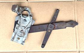 Gm 2684l Used Made 1968-1982 Corvette Power Window Regulator Driver Side Left Lh C3