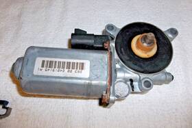 82984 Gm Front Right Power Door Window Motor Regulator Oldsmobile Buick Pontiac 1999-2005 82984 Gm Front Right Power Door Window Motor Regulator Oldsmobile Buick Pontiac 1999-2005