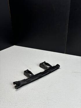 84923389 Gm Genuine Front Guide