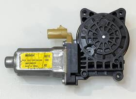 95392033 Gm Oem Genuine 2016-2022 Chevrolet Spark Right Front Door Window Motor 95392033 Gm Oem Genuine 2016-2022 Chevrolet Spark Right Front Door Window Motor