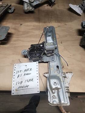 C03306-100 Gm Oem Rear/right Power Window Regulator And Motor-c03306-100. 2013-16 Chevy Malibu C03306-100 Gm Oem Rear/right Power Window Regulator And Motor-c03306-100. 2013-16 Chevy Malibu