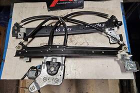 135-01965 Gm Trucks 00-06 Suburban 1500 Right Side Rear Window Regulator With Motor Rider Rh Oem 135-01965 Gm Trucks 00-06 Suburban 1500 Right Side Rear Window Regulator With Motor Rider Rh Oem