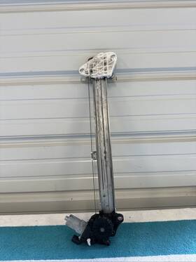 Wr15-027 Honda 366893 2016 2022 Hr-v Oem Left Front Window Regulator Wr15-027 Honda 366893 2016 2022 Hr-v Oem Left Front Window Regulator