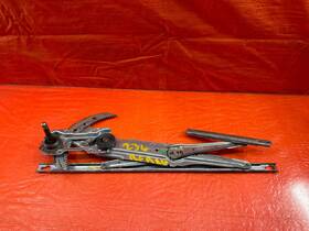 72210-sr3-003 Honda 92-95 Civic Dx Coupe Hatch Right Front Non Power Window Regulator Oem 236 72210-sr3-003 Honda 92-95 Civic Dx Coupe Hatch Right Front Non Power Window Regulator Oem 236