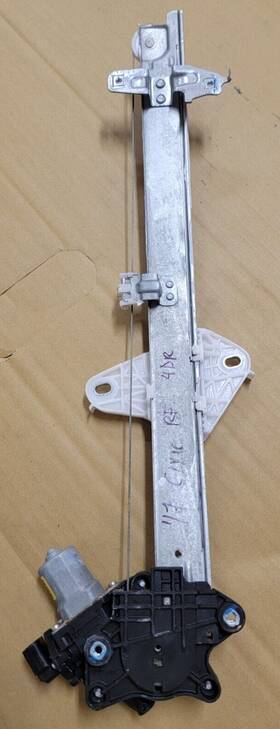 72210-tba-a01 Honda 2016-2021 Civic Right Front Door Glass Window Motor Regulator Used