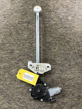 Wr15-029 Honda 13-17 Accord R Side Door Window Regulator Motor Oem Bb142