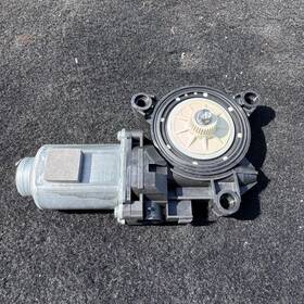 82450g3020 Hyundai Elantra Gt 2018-2019-2020 Passenger Door Window Motor W Auto Up And Down