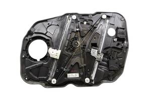 82471-d2000 Hyundai 17-22 Genesis G90 3.3t Front Left Driver Side Regulator And Carrier Panel Oem 82471-d2000 Hyundai 17-22 Genesis G90 3.3t Front Left Driver Side Regulator And Carrier Panel Oem