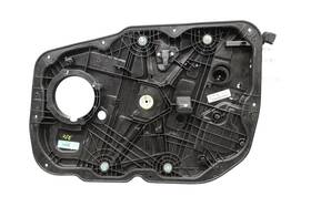 82480-b1020 Hyundai 15-20 Genesis Front Right Passenger Side Door Window Regulator Panel Oem