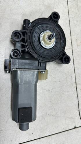 83450 Hyundai 83470 3x300 3x100 Elantra Sedan 2016 Rear Left Driver Side Door Window Motor Factory