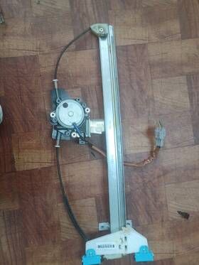 82700-7s60a Infiniti 04-10 Qx56 Rear Right Passenger Side Window Regulator With Motor Oem
