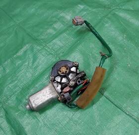 82730-al510 Infiniti 2003-2004 G35 Right Rear Door Window Motor Oem