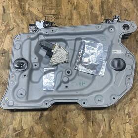 960902-107 Infiniti 2014-2015 Q60 Coupe Right Passenger Front Window Regulator Panel Oem