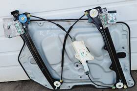 982634 Infiniti 2017-2022 Q60 Passenger Window Regulator