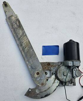 7997078 Jaguar 1983 Xjs He V12 Passenger Window Motor Regulator With Free Shipping 7997078 Jaguar 1983 Xjs He V12 Passenger Window Motor Regulator With Free Shipping