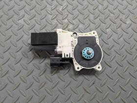 C42013104 Jaguar 2016 - 2020 Oem Xf Rear Right Passenger Side Power Window Motor C42013104 Jaguar 2016 - 2020 Oem Xf Rear Right Passenger Side Power Window Motor