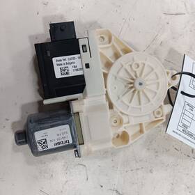 617-00886r Jeep Passenger Right Front Power Window Motor Fits 15-23 Renegade