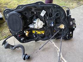 68242679aa Jeep Compass Front Left Driver Door Window Regulator And Carrier Oem 17-24 Speaker 68242679aa Jeep Compass Front Left Driver Door Window Regulator And Carrier Oem 17-24 Speaker