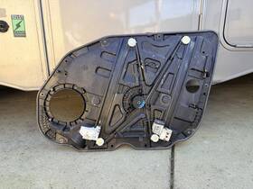 72064856 Kia 2021-2024 K5 Left Driver Front Door Window Regulator Carrier 72064856 Kia 2021-2024 K5 Left Driver Front Door Window Regulator Carrier