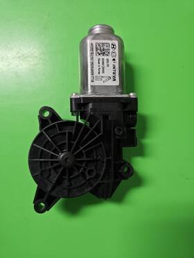 82460q5000 Kia 2021-2025 Seltos Front Passenger Rh Window Regulator Motor Genuine Oem Used 82460q5000 Kia 2021-2025 Seltos Front Passenger Rh Window Regulator Motor Genuine Oem Used