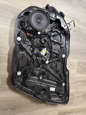 82480-m7010 Kia 2019-2023 Forte Front Right Passenger Door Window Regulator Oem 82480-m7010 Kia 2019-2023 Forte Front Right Passenger Door Window Regulator Oem