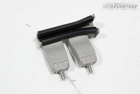 Kia 82560-c5000 2016-20 Sorento Front Right Passenger Door Lower Regulator Guide Channel Oem