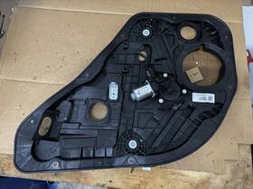 83480-g5000 Kia Niro 2017-2022 Rear Door Right Side Window Glass Rail Regulator Oem 83480-g5000 Kia Niro 2017-2022 Rear Door Right Side Window Glass Rail Regulator Oem