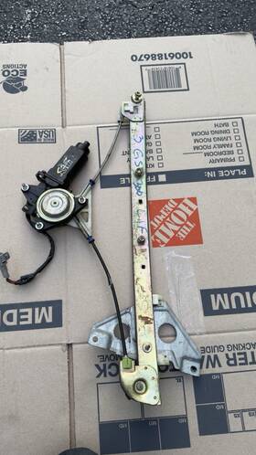 Lexus 062100-4043 93-97 Gs300 Left Front Driver Side Window Regulator Motor Tested Oem