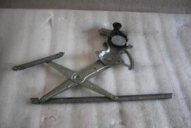 125-60492l Lexus 2015 Is250 Sedan Left Driver Front Door Window Regulator And Motor