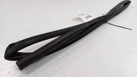 Lexus 747.le1i04 Es330 Door Glass Window Seal Rubber Left Rear Back 2004 2005 2006 Oem