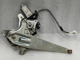 85710-53030 Lexus 2002 Is300 Window Motor Rear Right Passenger Side Oem