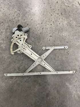 85720-53090 Lexus 14-21 Is350 Is250 Is300 Is200 Front Lh Driver Window Motor With Regulator Oem