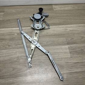 85720-58010 Lexus 85720-58010- Gs300 Gs350 06-11 Oem Right Passenger Side Window Regulator With Motor 85720-58010 Lexus 85720-58010- Gs300 Gs350 06-11 Oem Right Passenger Side Window Regulator With Motor