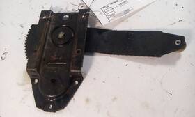 135-01165r Lincoln 71-74 Town Car Right Passenger Door Window Regulator Rear 135-01165r Lincoln 71-74 Town Car Right Passenger Door Window Regulator Rear