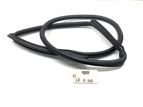 670032884 Maserati 2017-2020 Levante Left Driver Rear Door Body Weatherstrip Seal Oem