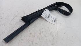 744.mz1119 Mazda Cx-3 Door Glass Window Seal Rubber Left Driver Front 2019 2020 2021 2022