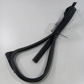 745.mz1215 Mazda Cx-5 Door Glass Window Seal Rubber Right Passenger Front 2016 2015 2014 13
