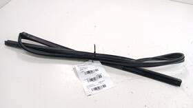 745.mz1k11 Mazda 3 Door Glass Window Seal Rubber Right Passenger Front 2010 2011 2012 2013
