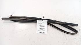 746.mz1812 Mazda Cx-9 Door Glass Window Seal Rubber Right Passenger Rear Back 2012 2011 746.mz1812 Mazda Cx-9 Door Glass Window Seal Rubber Right Passenger Rear Back 2012 2011