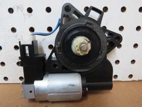 Cm011740 Mazda 04 05 06 6 Front Left Window Motor Oem