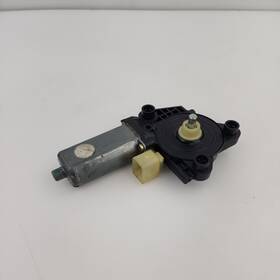 0130822007 Mercedes-benz 2001 - 2007 Fits C240 C280 W203 Rear Right Window Motor Oem 0130822007 Mercedes-benz 2001 - 2007 Fits C240 C280 W203 Rear Right Window Motor Oem
