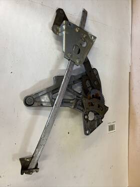 1267250411 Mercedes-benz 1236701603 W123 Coupe Window Regulator Without Motor Rear Right 300cd