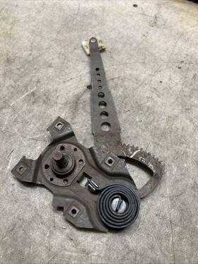 1237300846 Mercedes-benz W123 Rear Right Door Window Regulator Manual Oem