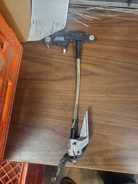 163-50101l Mercedes-benz Driver Quarter Window Regulator 251 Type Fits 06-13 R-class 562933